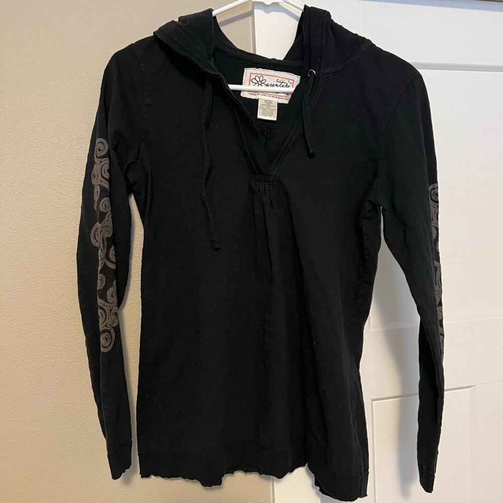 Aventura Black Fitted Long Sleeve Hoodie